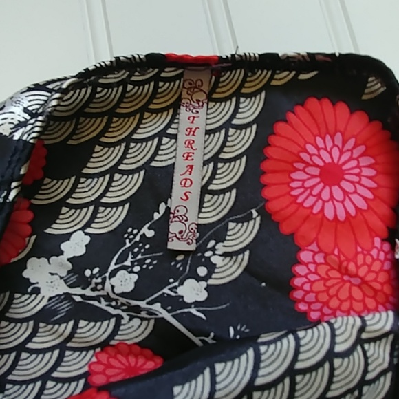 Floral strapless top - Picture 2 of 3